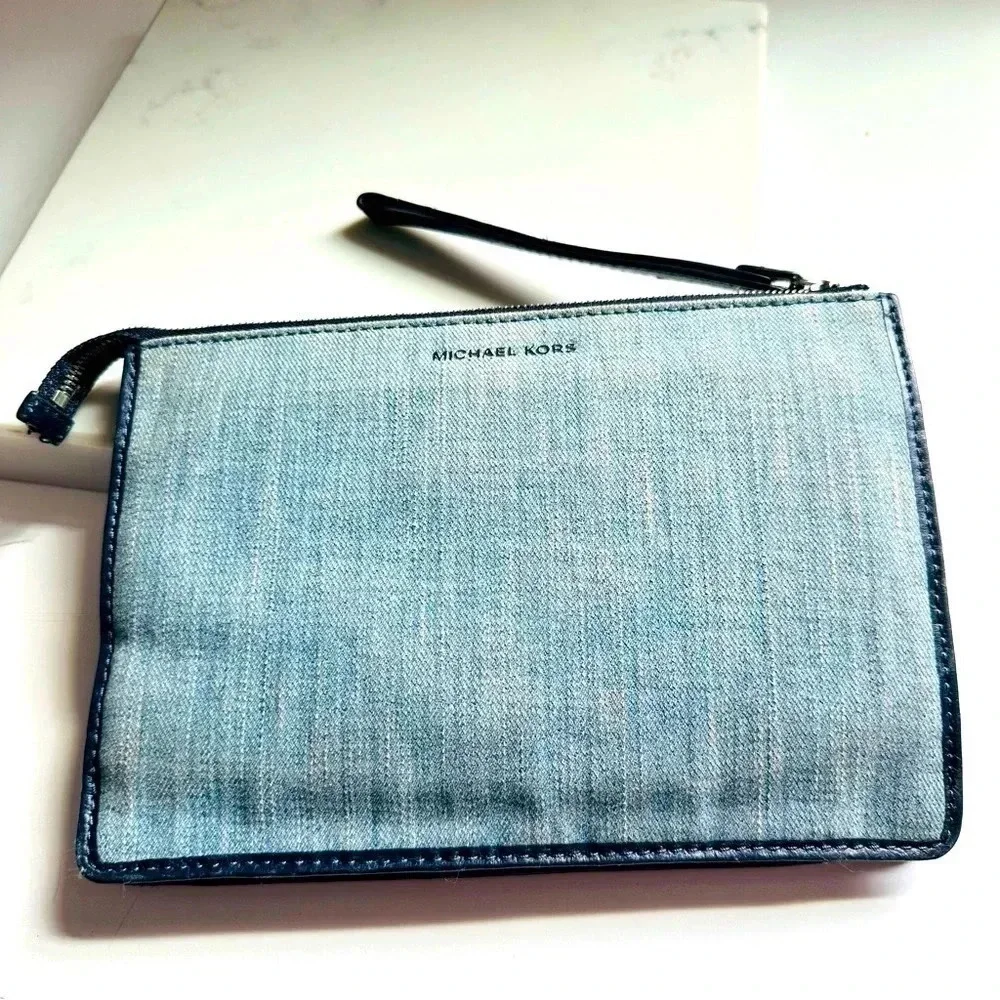 Michael Kors Cooper Medium Wristlet Indigo Light Wash Dark Denim